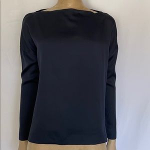 ❗️SOLD❗️VINCE Silk Boatneck Blouse Size XS loose fit